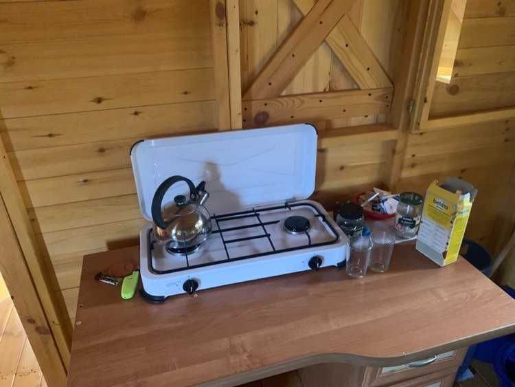 Działka rekreacyjna wraz z małym  domkiem letniskowym