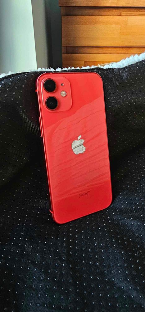 Telefon Iphone 12 mini czerwony sprawny