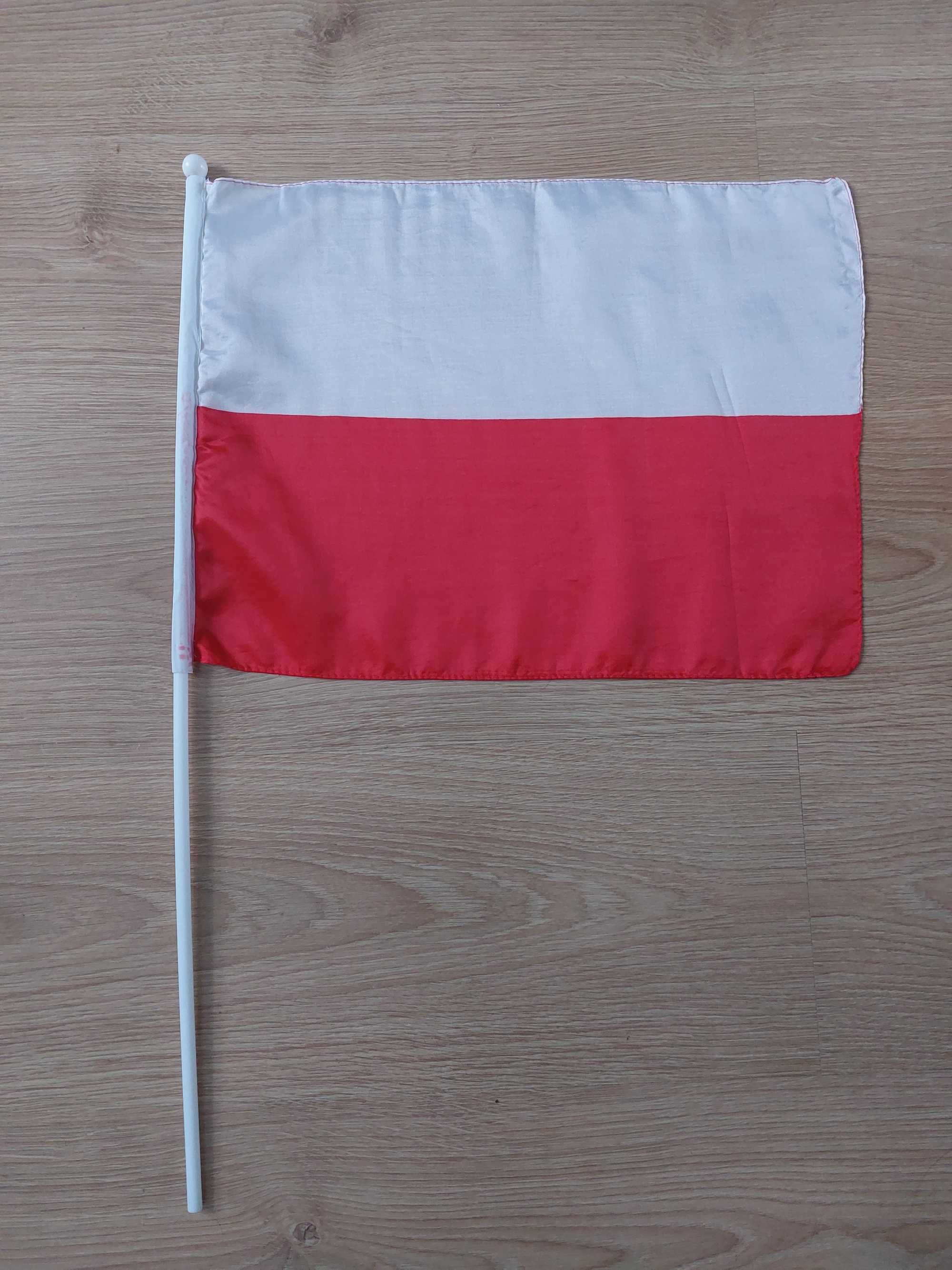 Flaga Polski 40x30 + Kij [STAN IDEALNY]