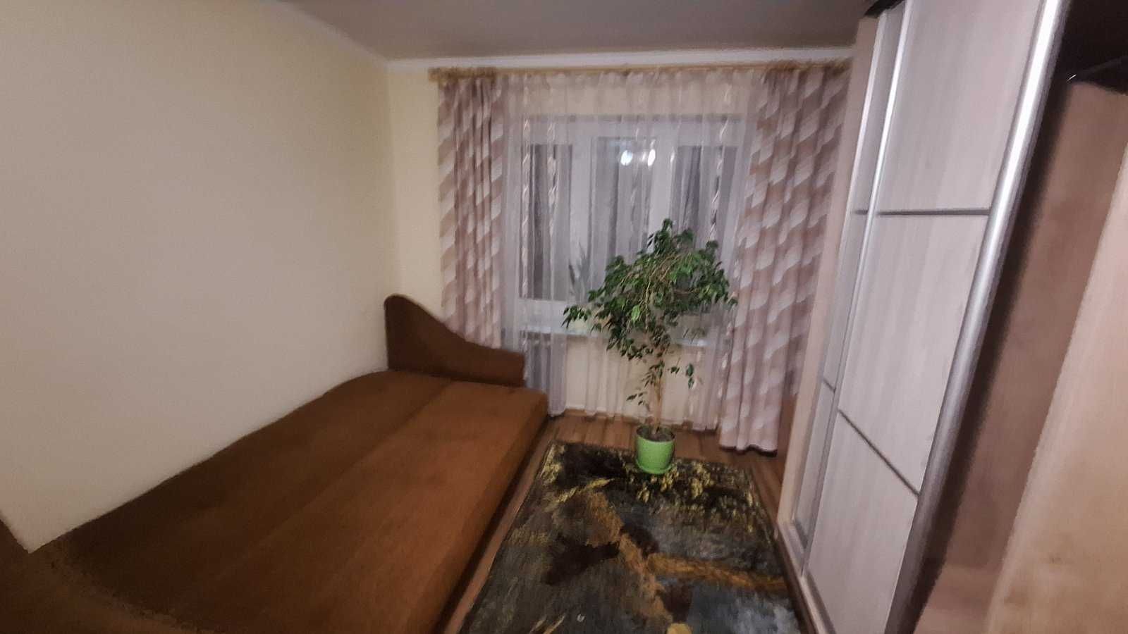 в. Угорська Оренда кімнати  з євроремонтом