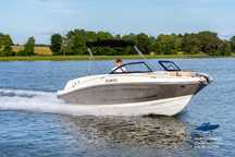 Czarter, Wynajem, Jacht motorowy Bayliner VR6E, 4,5L V6 250 KM