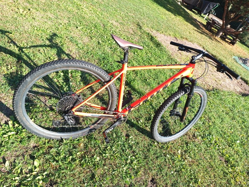 Scott scale 960 XL