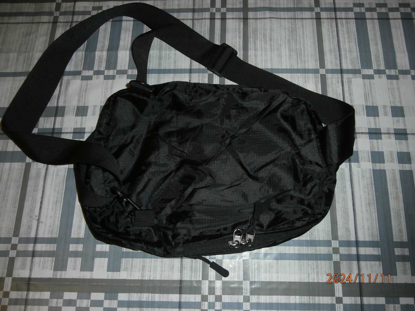 mały plecak na ramię wzór Versace 30x20x10 - nowy