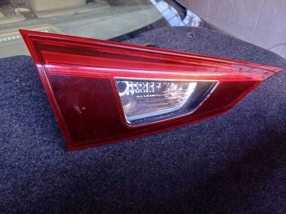 Задний фонарь левый Mazda 3, 2013-2018 седан