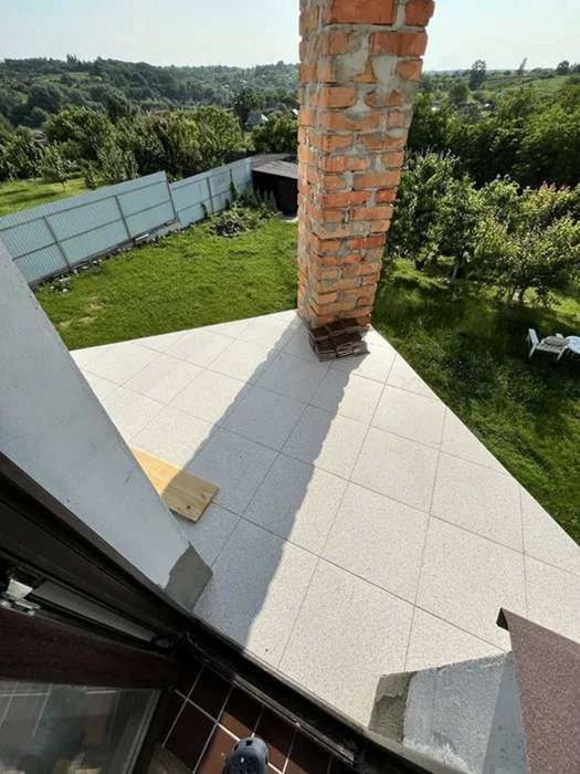 Від власника чудовий будинок. Музичі