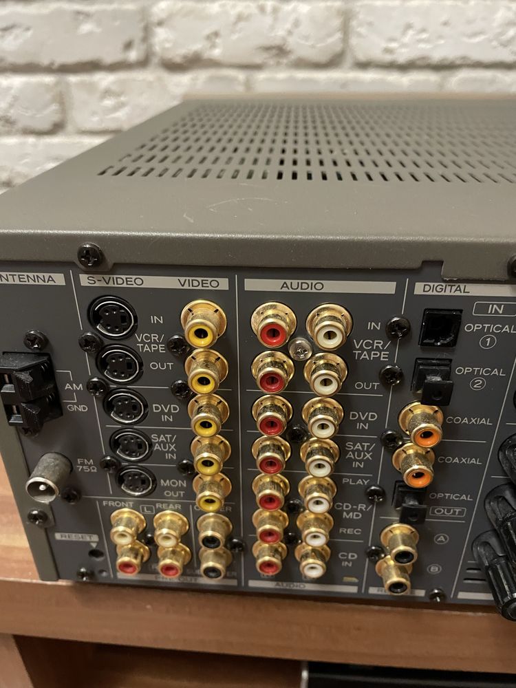 Продаю ресивер Teac ag-h550