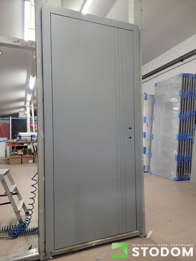 Drzwi wewnętrzne od ręki szybkie terminy na wymiar
