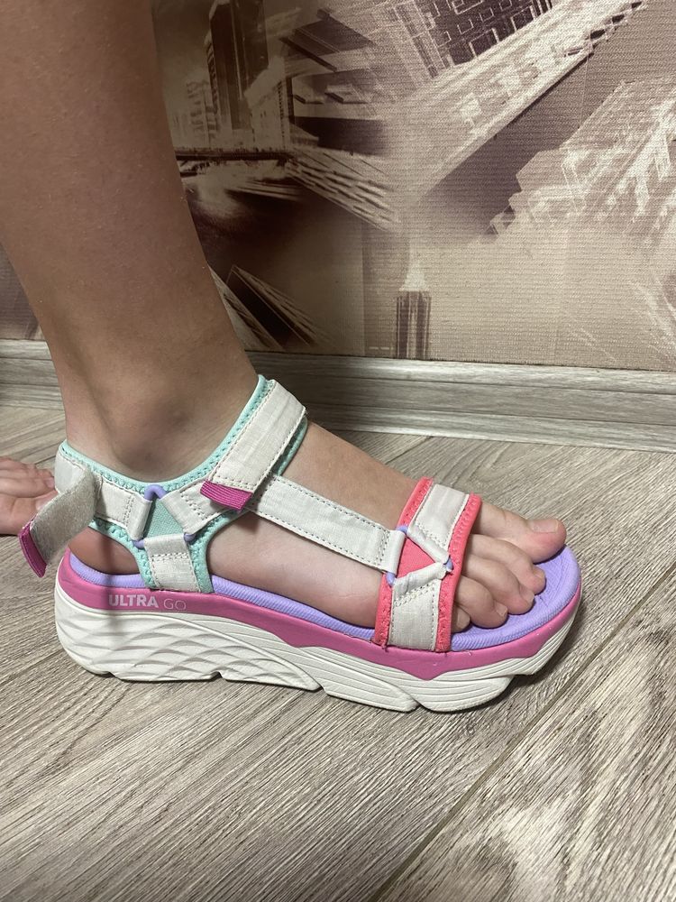 Дитячі сандалії Skechers Max Cushioning (302986L WMLT) ,37 розмір
