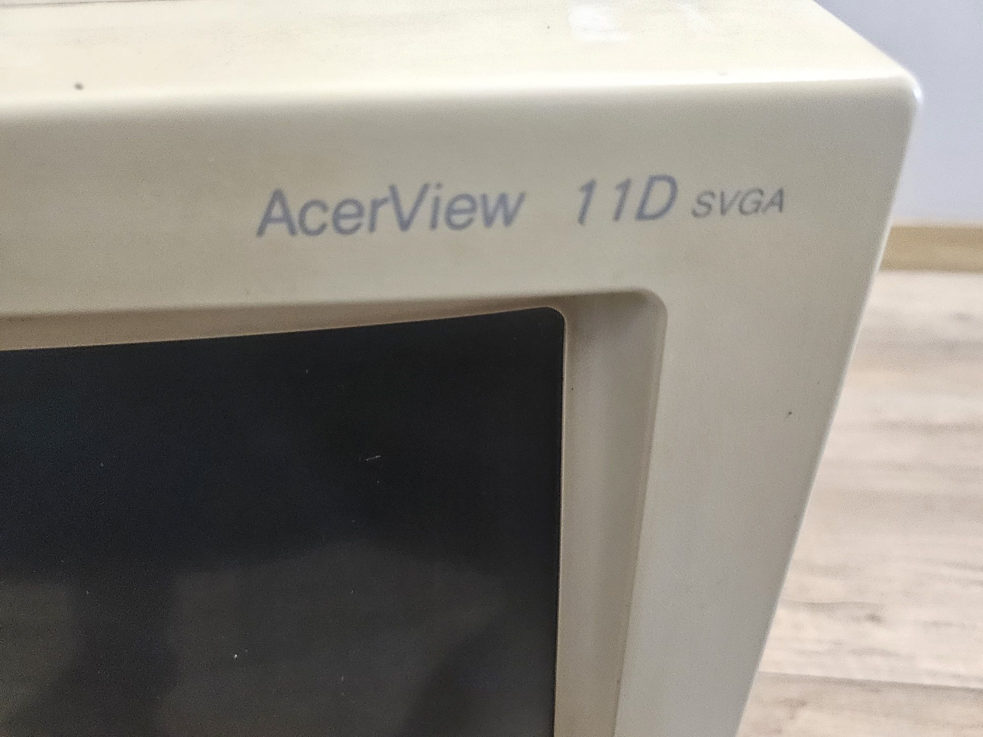 Monitor retro vintage AcerView 11D SVGA