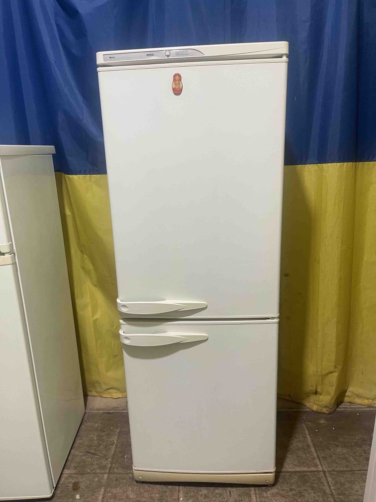 Холодильник STINOL RSNF305