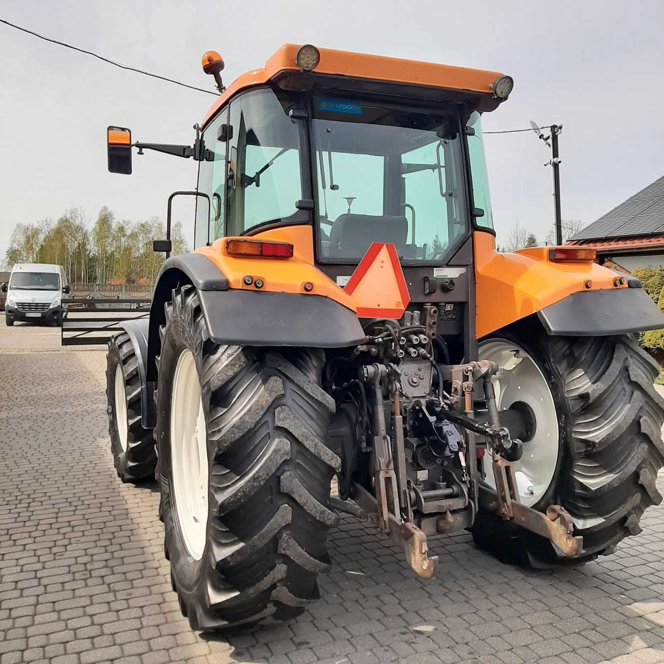 Ciągnik Rolniczy Renault Ares 620RX