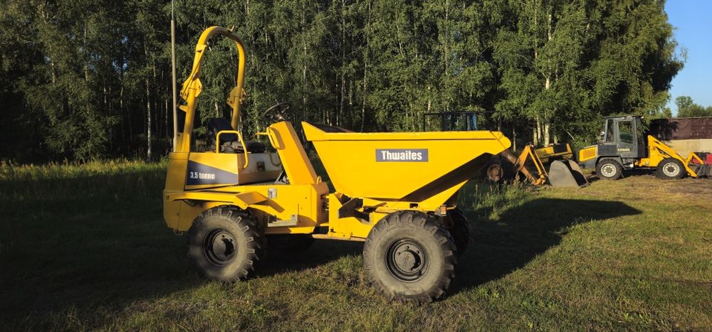 Wozidlo thwaites 3.5 tony