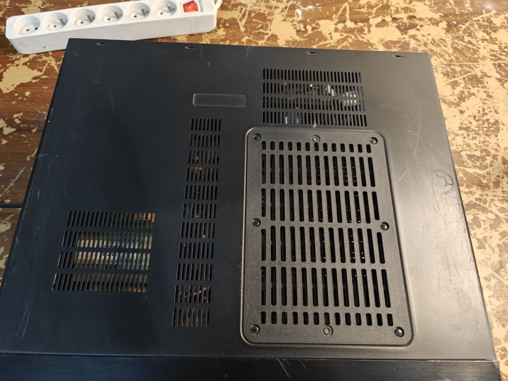 Amplituner Pioneer VSX-D512
