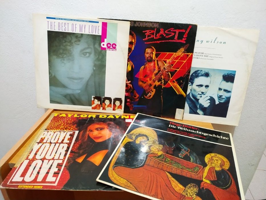 Lote Vinis, CD´s e DVD´s