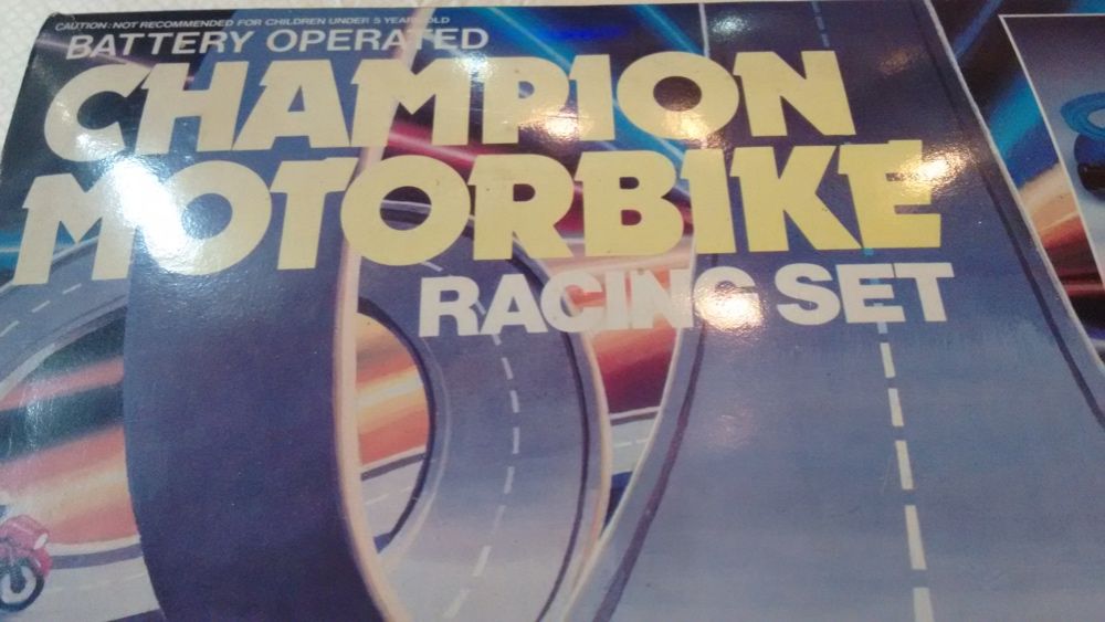 Pista de Corridas - Brinquedo de corridas