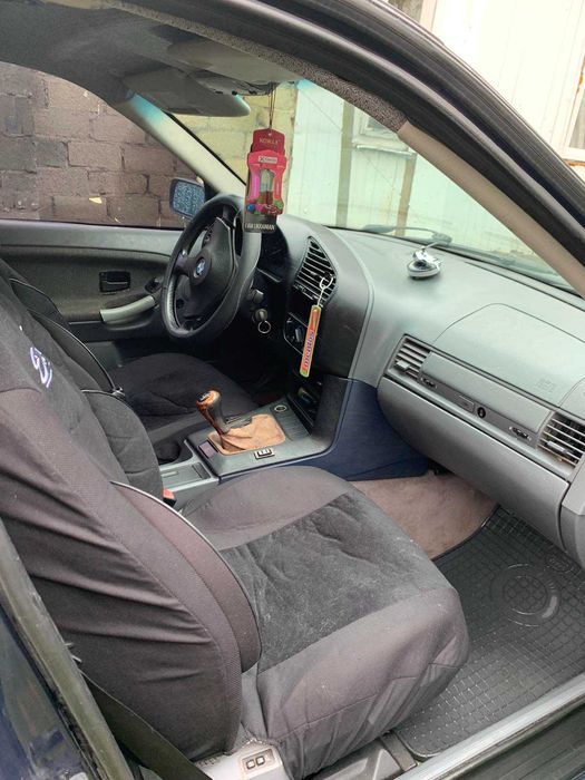 Авто в легкових автомобілів