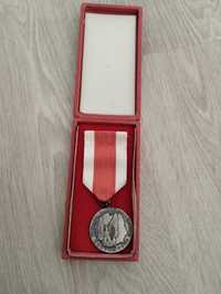 Medal za zasługi dla obronności kraju srebny,futerał