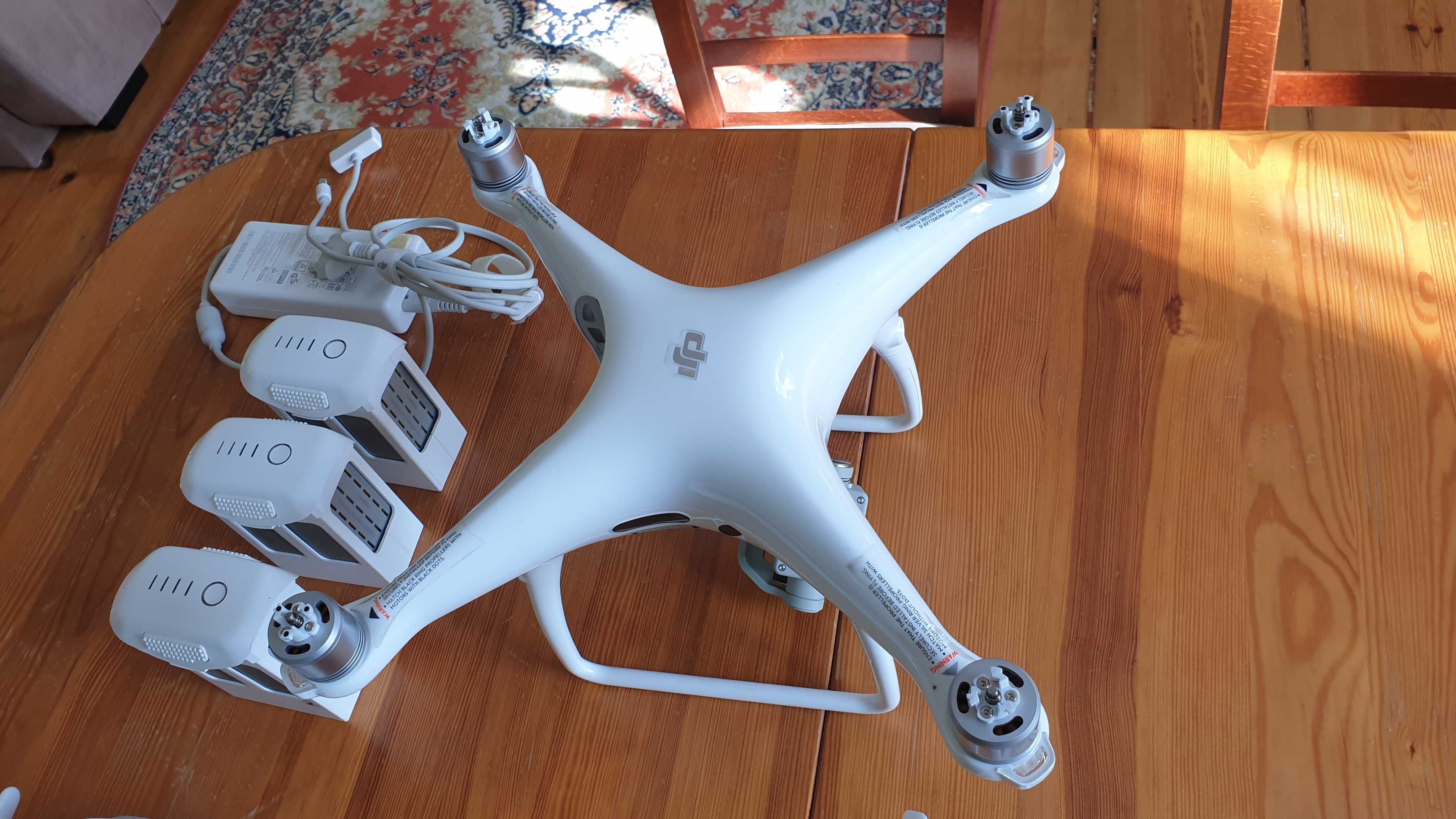 Sprzedam drona dji phantom 4 pro  stan bardzo dobry