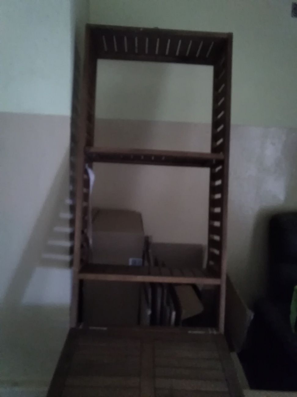 Szafka balkonowa z rozkładanym  stołem