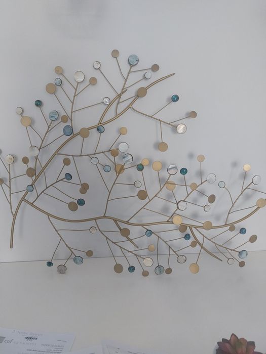 Árvore em metal para parede