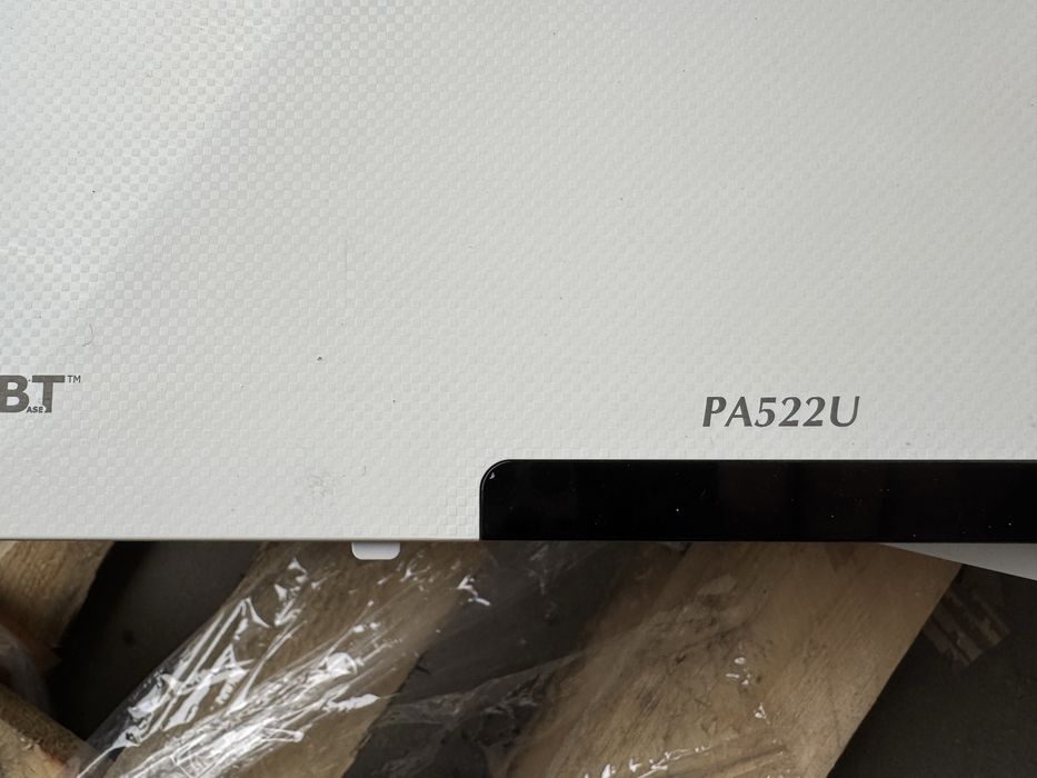 Projektor Nec pa 522U