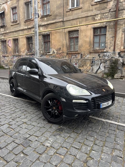 Porsche Cayenne 4.8 Turbo S