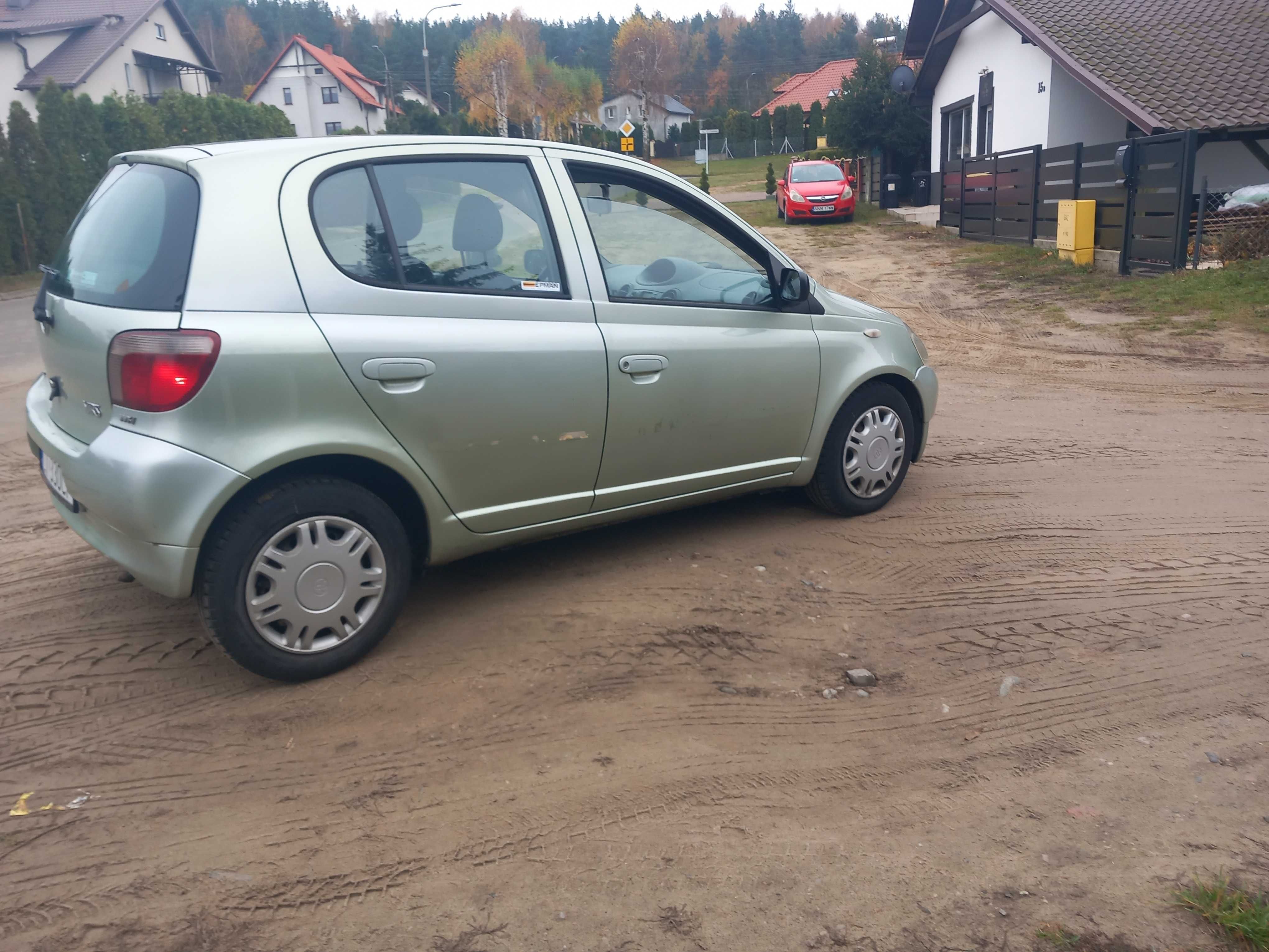 Toyota Yaris 1,3 benzyna 5 drzwi - klima , elektryka