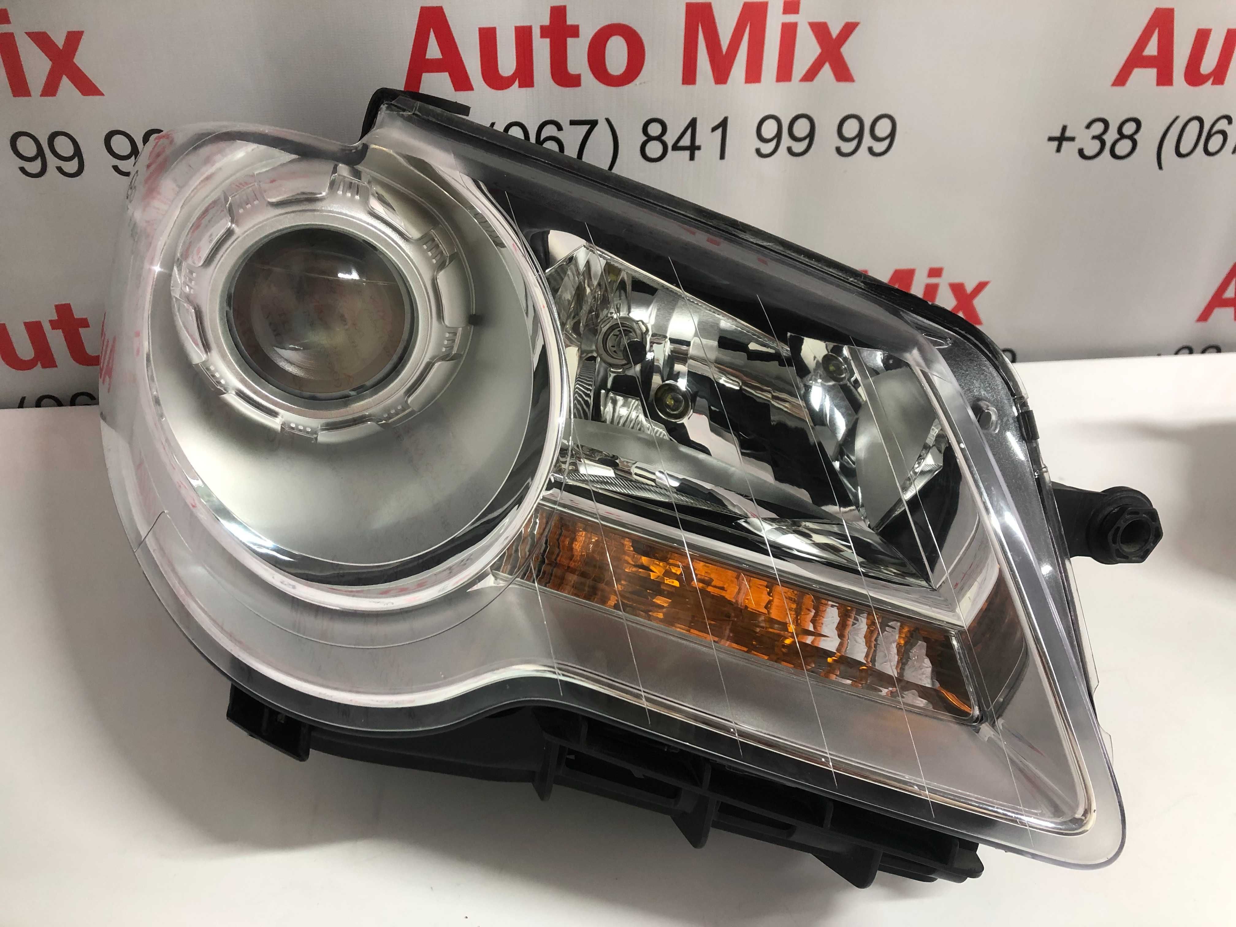 Volkswagen Touran 1T1941006B 1T1941005B 1T1941752A фари