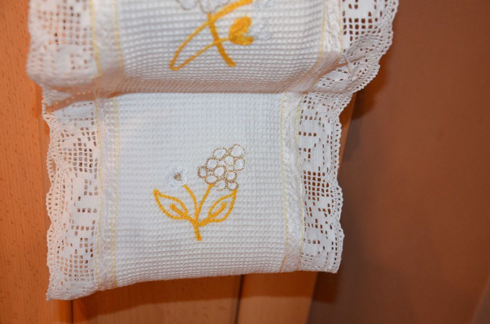 Etui opakowanie zawieszka na papier toaletowy 3 rolki