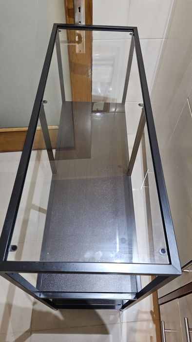 VITTSJÖ IKEA Estante, preto-castanho/vidro,
Estante, preto-castanho/vi