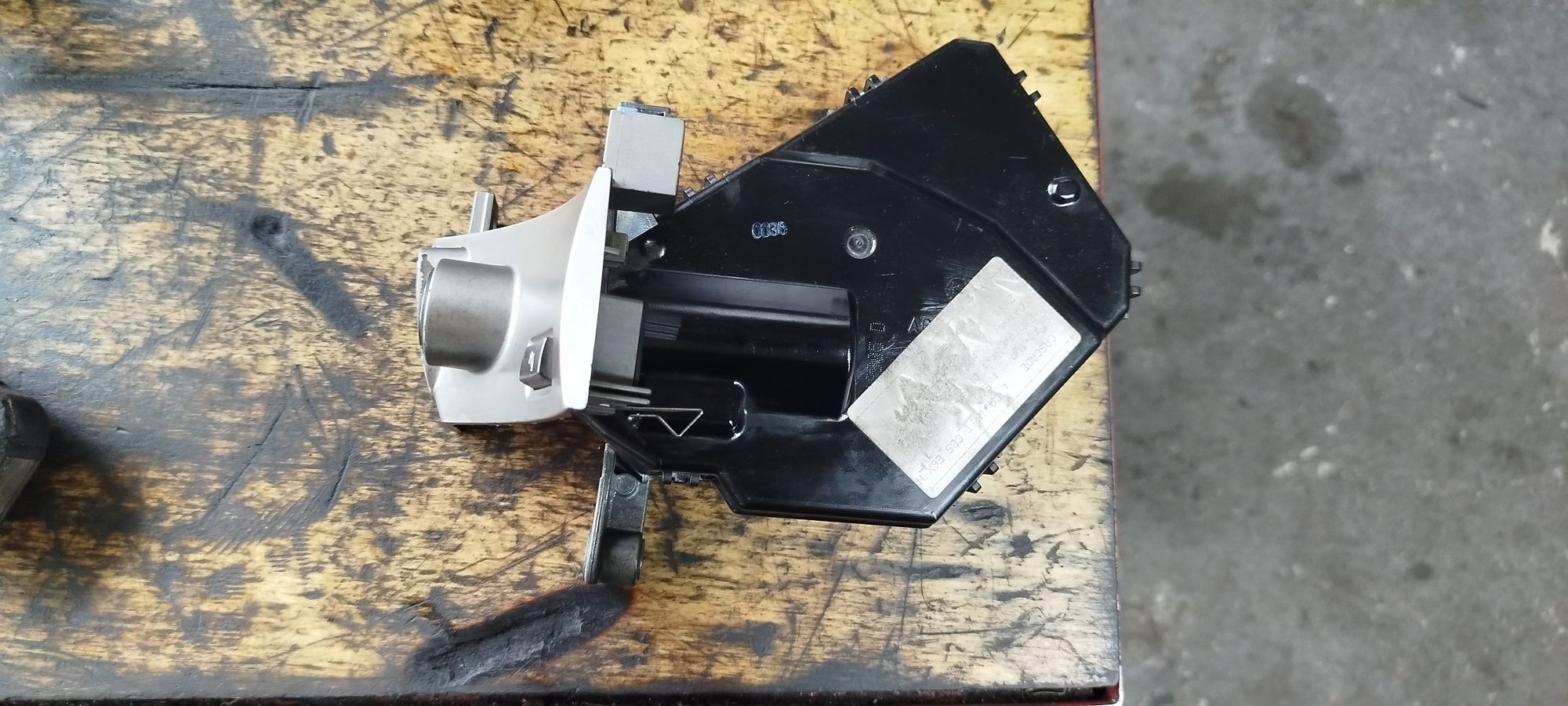 BMW 7 E65 E66 Ignition lock 5wk48017a