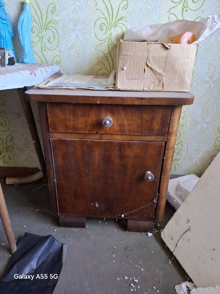 Meble z lat 60-70