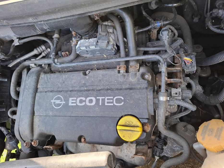 OPEL CORSA D 1.2 1,2 16V silnik Z12XEP stan bdb