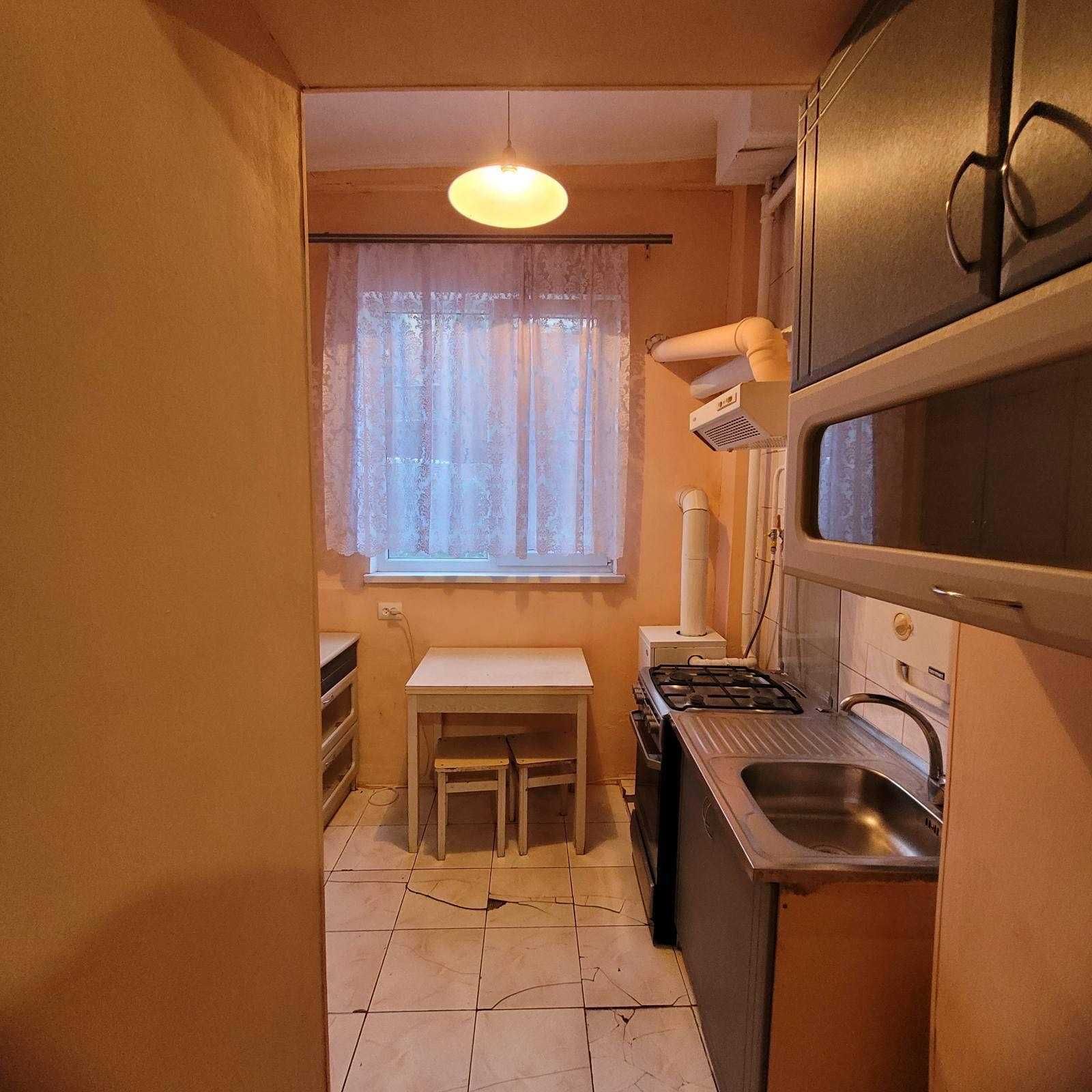 Продам 2-х комнатную квартиру на Алексеевской пл.