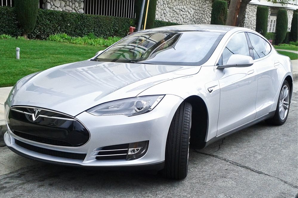 Оренда Tesla model s / прокат авто / оренда авто /Tesla/ електромобіль