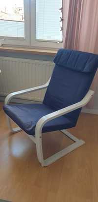 Czarodziejski niebieski fotel