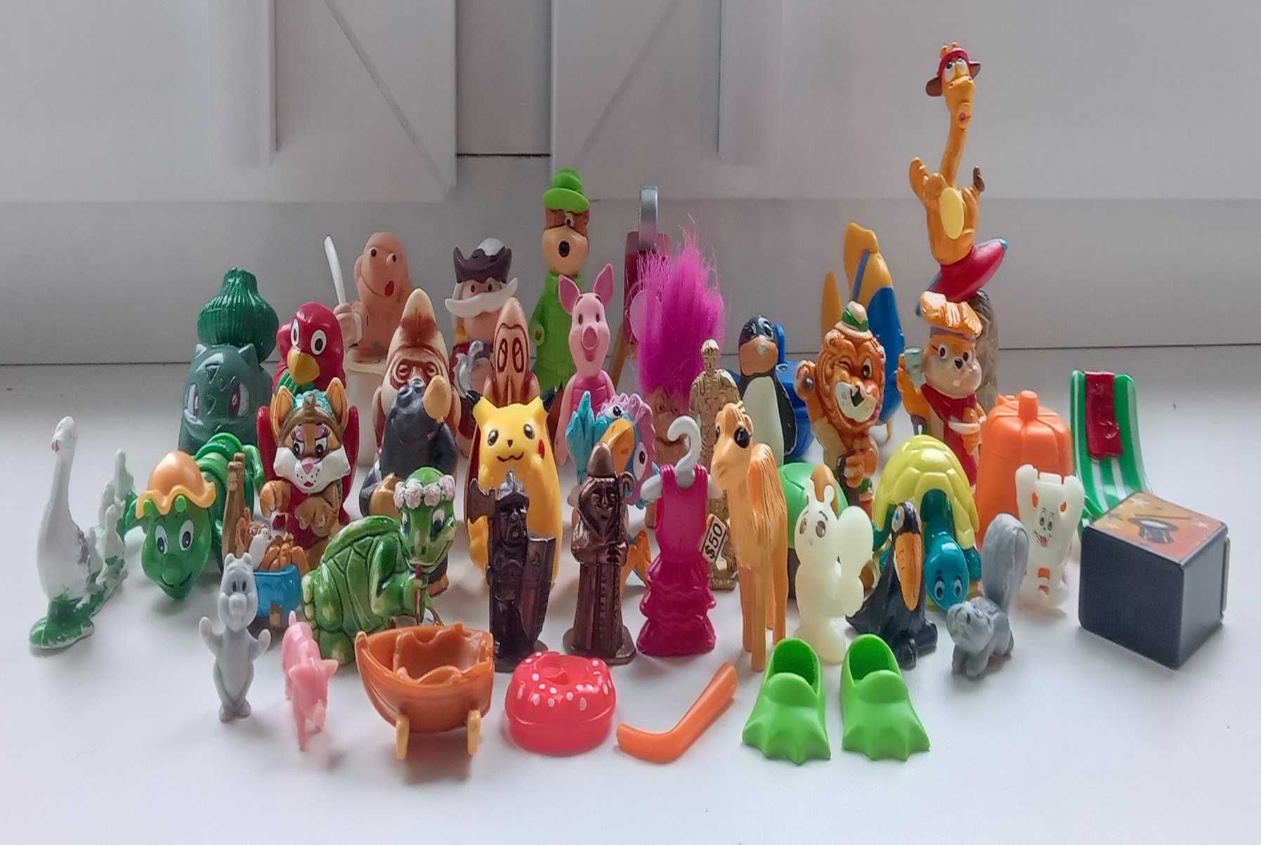 Zestaw Kinder jajko niespodzianka figurki - różne serie
