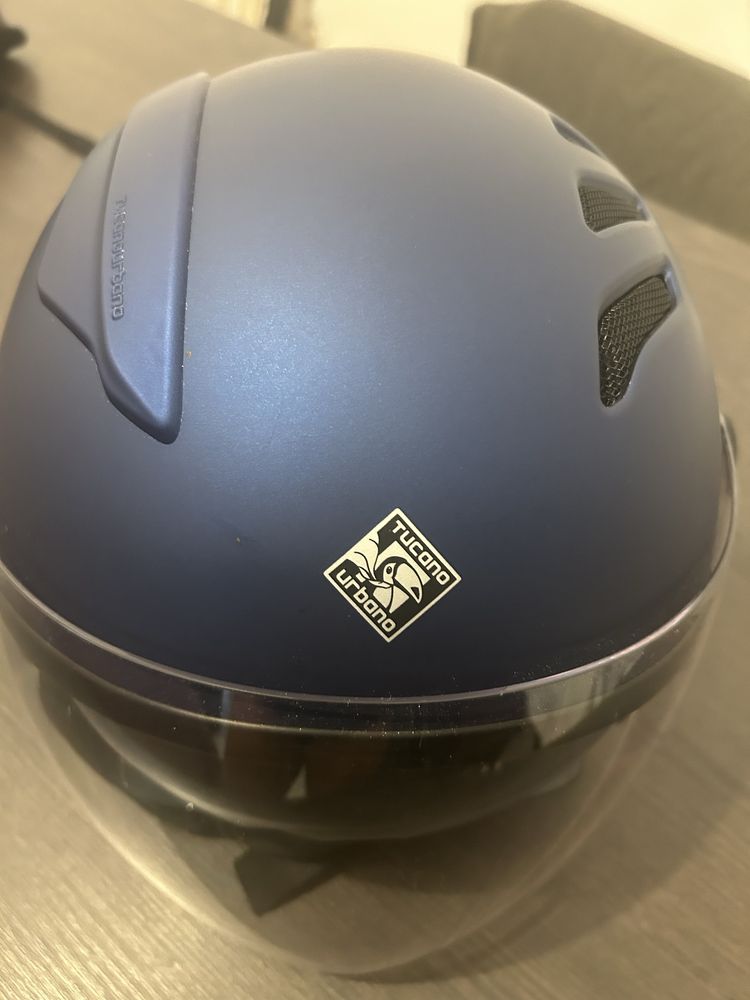 Capacete Urban Tucano como novo.