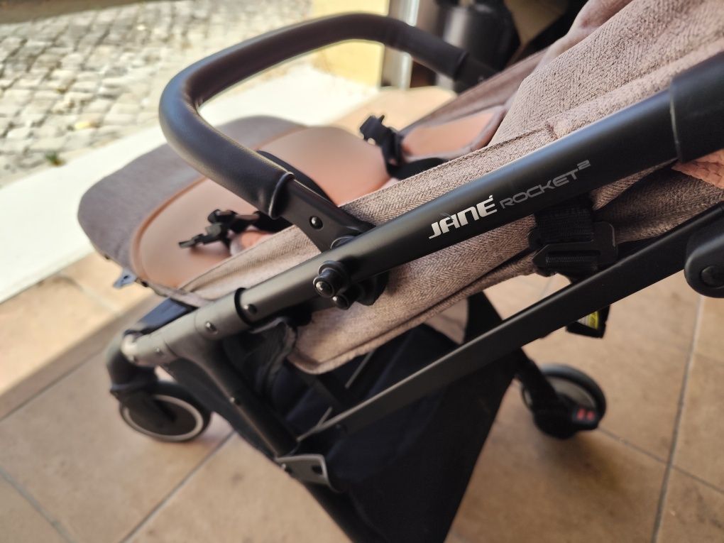 Carrinho de passeio Jané Rocket 2