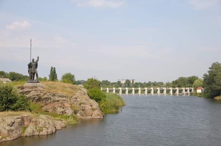 Продаю дом в городе Корсунь- Шевченковський (ул.Черняховського 49)