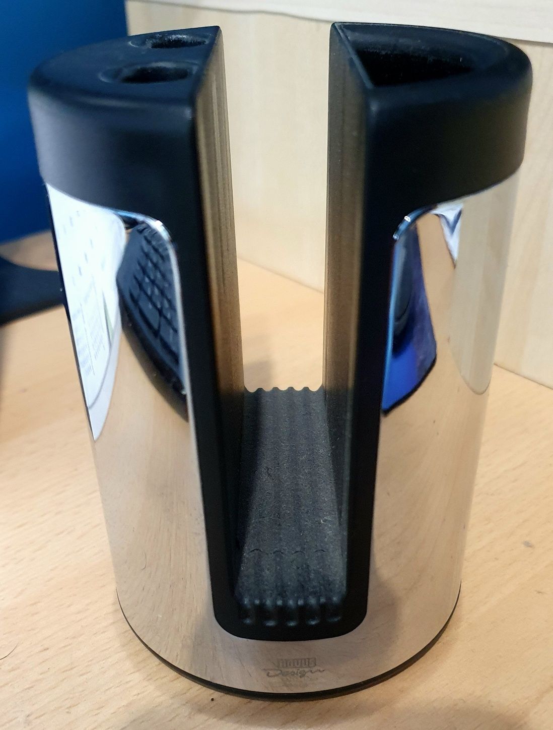Przybornik na biurko elegancki tworzywo+metal NOVUS colection de luxe
