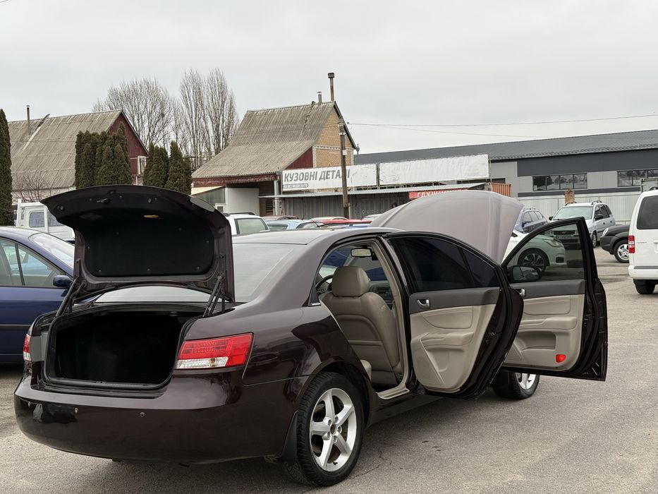 Hyunbai Sonata 2.4 бензин 2007 рік