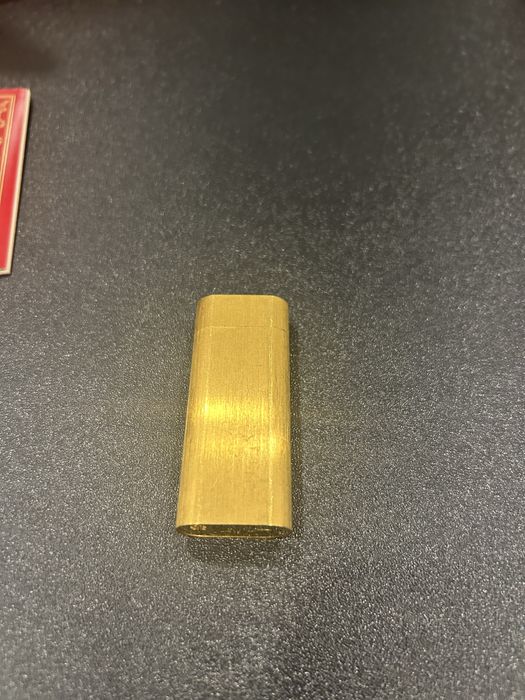 Isqueiro Cartier dourado