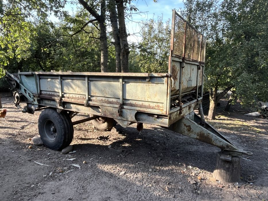 Rozrzutnik jedoosiowy ruski + opryskiwacz