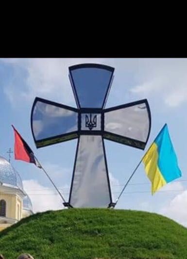 Вироби з нержавійки, меблі, накриття, сходи, каркаси, конструкції.