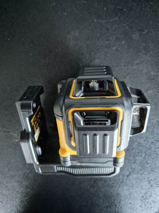 Laser liniowy krzyżowy zielony 3x360 DEWALT DCLE34031 oryginał NOWY