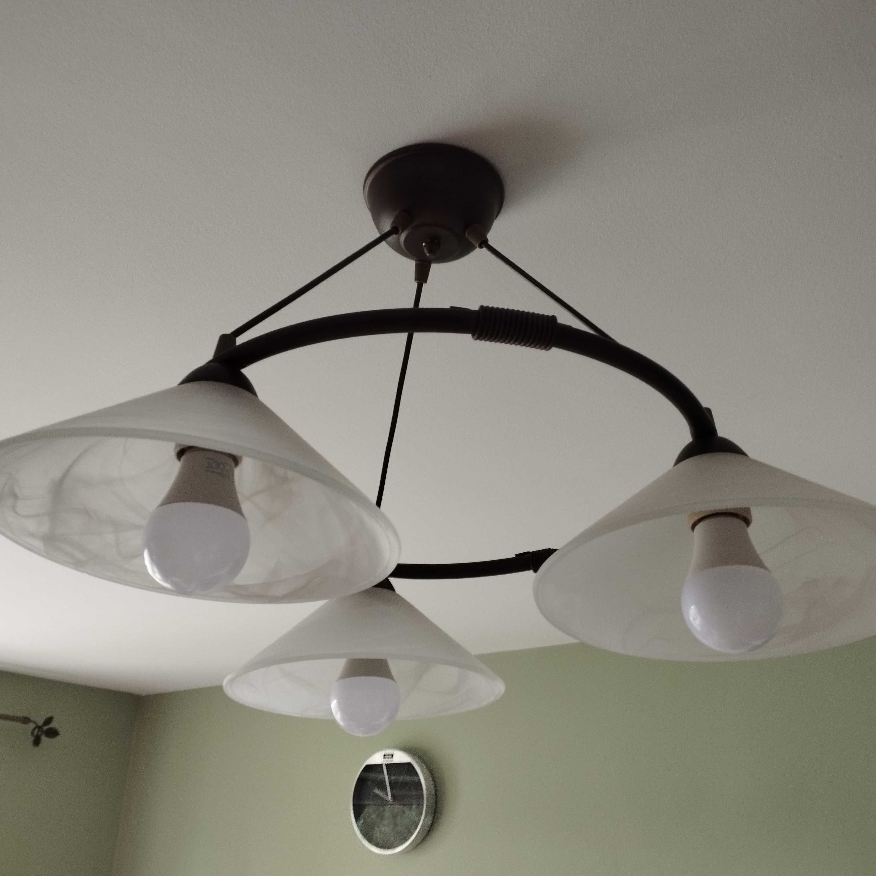 Lampa, Żyrandol do kuchni