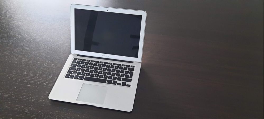 MacBook Air 13 1.8 GHz i5/8GB/128GB