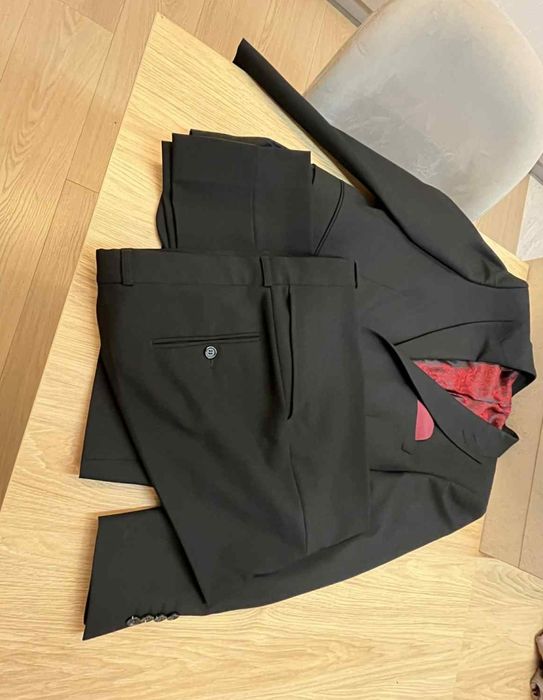 Garnitur młodzieżowy krój