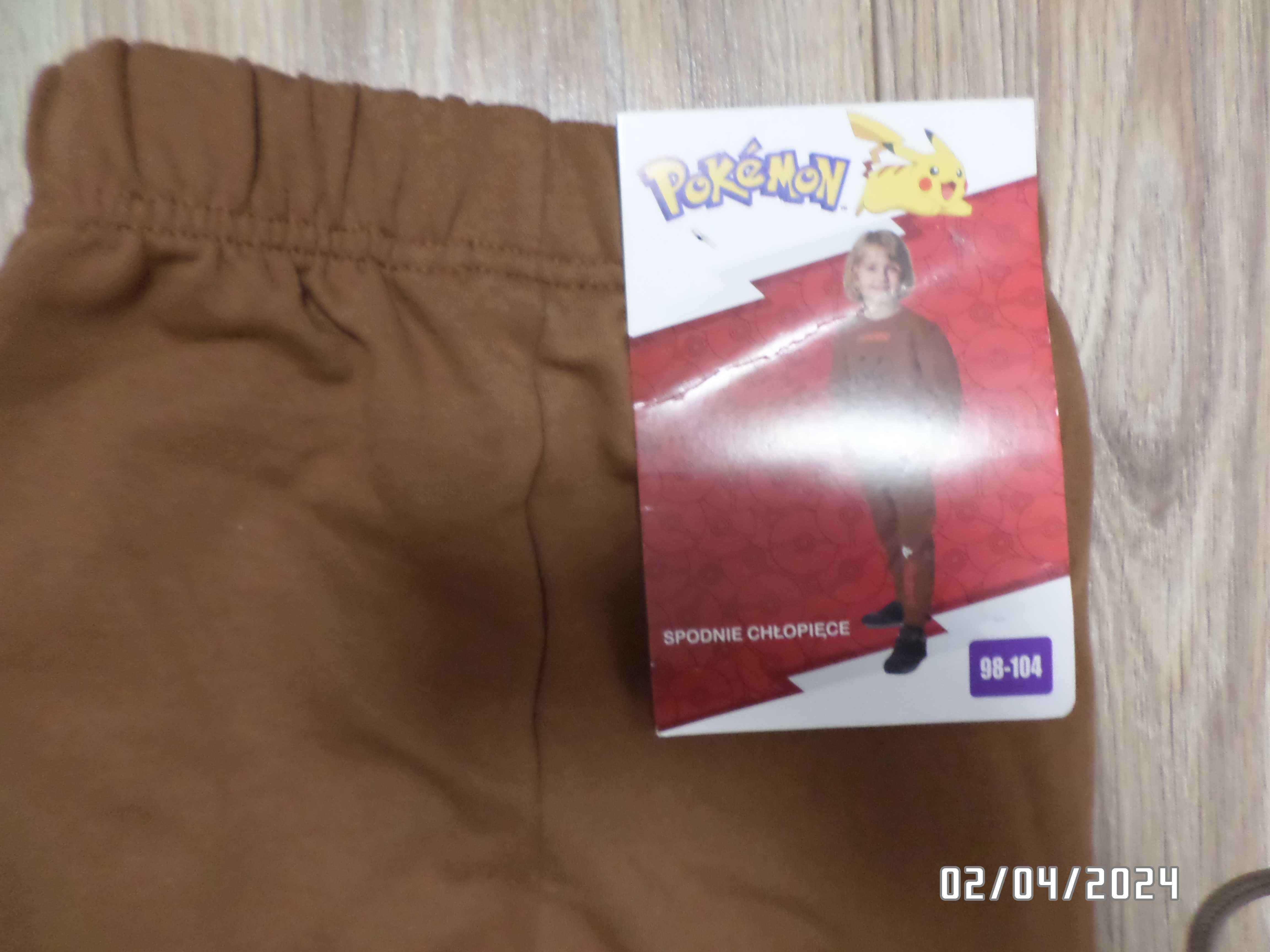 nowy dres dla chłopca-rozmiar- -98/104cm-Pokemon-wiek-3-4 latka